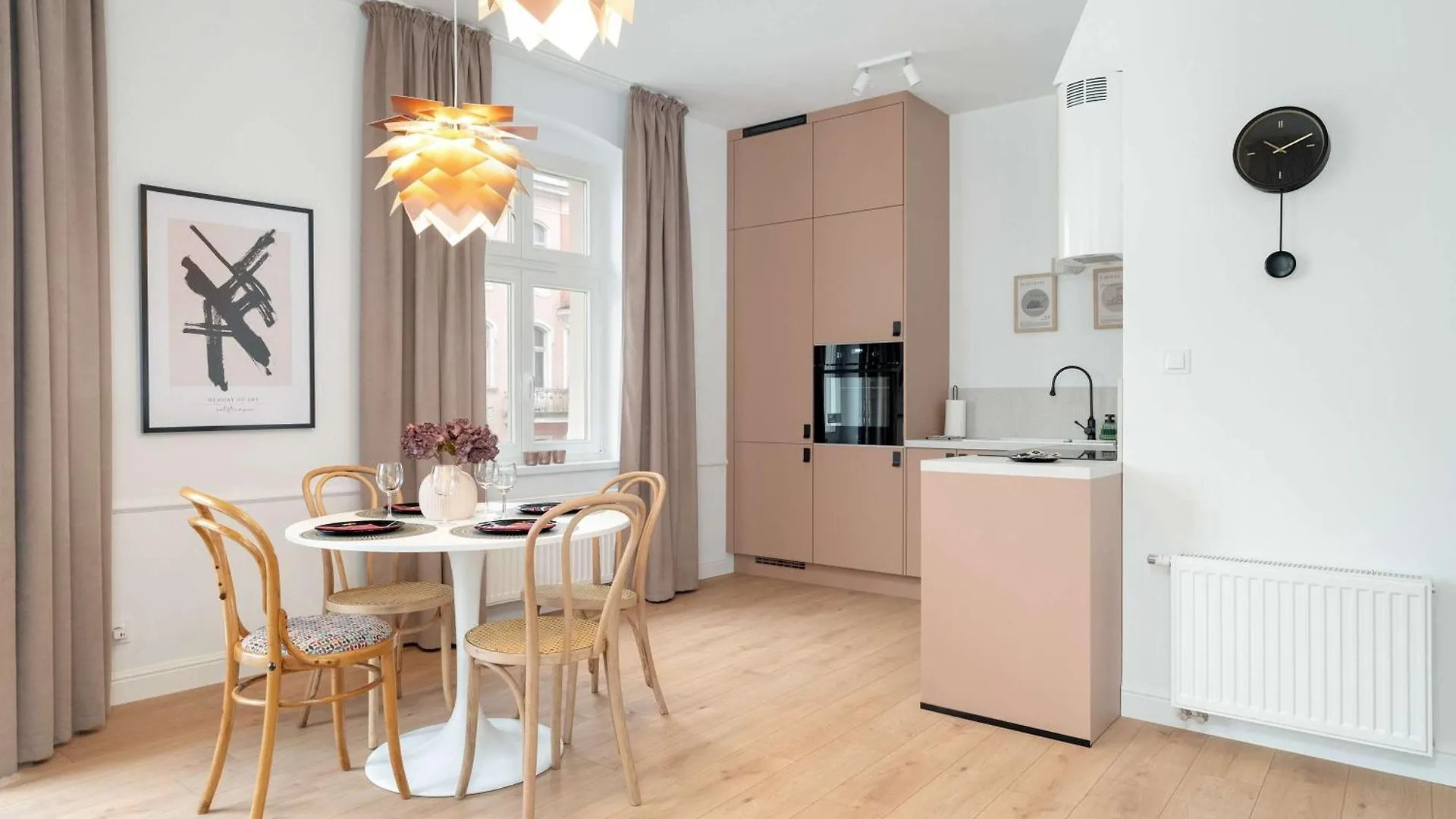 Stylowy Apartament W Poznaniu Balkon & Smarttv By Noclegi Renters ポズナン